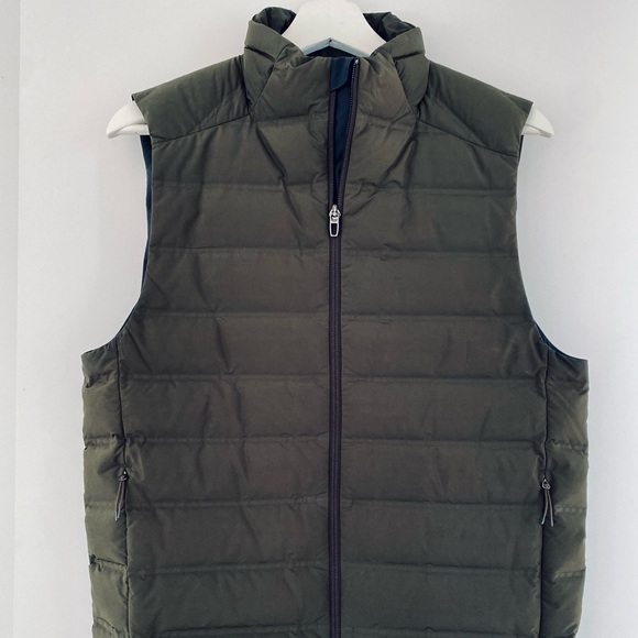 Lululemon Navigation Down Vest (green, XS) - Picture 2 of 3